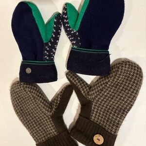 Set of two recycled sweater mittens